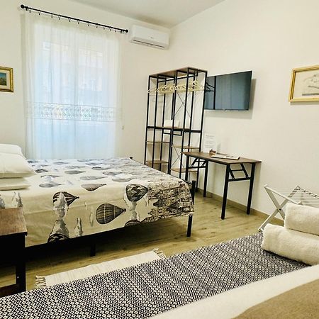 Apartament Casa Flora Rzym Zewnętrze zdjęcie