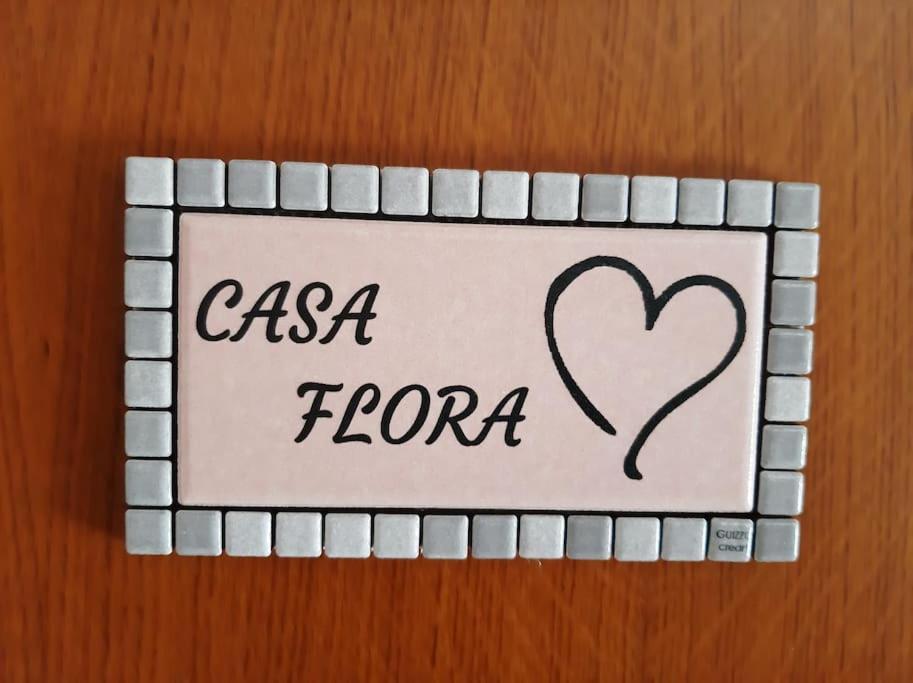 Apartament Casa Flora Rzym Zewnętrze zdjęcie